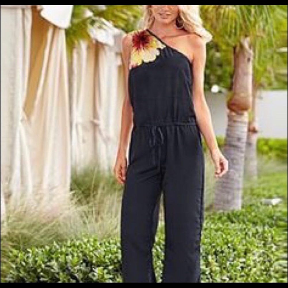 Venus Body suit size 14